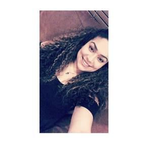 Meet your Posher, Karielys